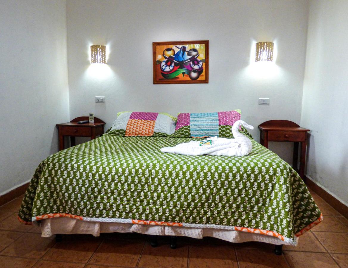 Hostal Mirador Del Valle Cafayate Exterior photo